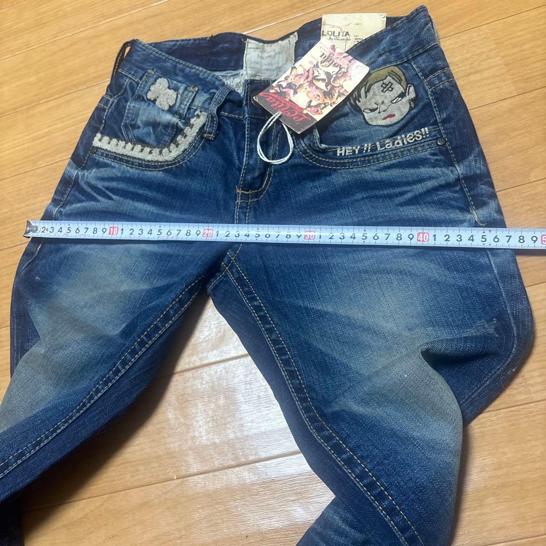 Lalita キャラクター刺繍 デニムパンツ新品。XXS。