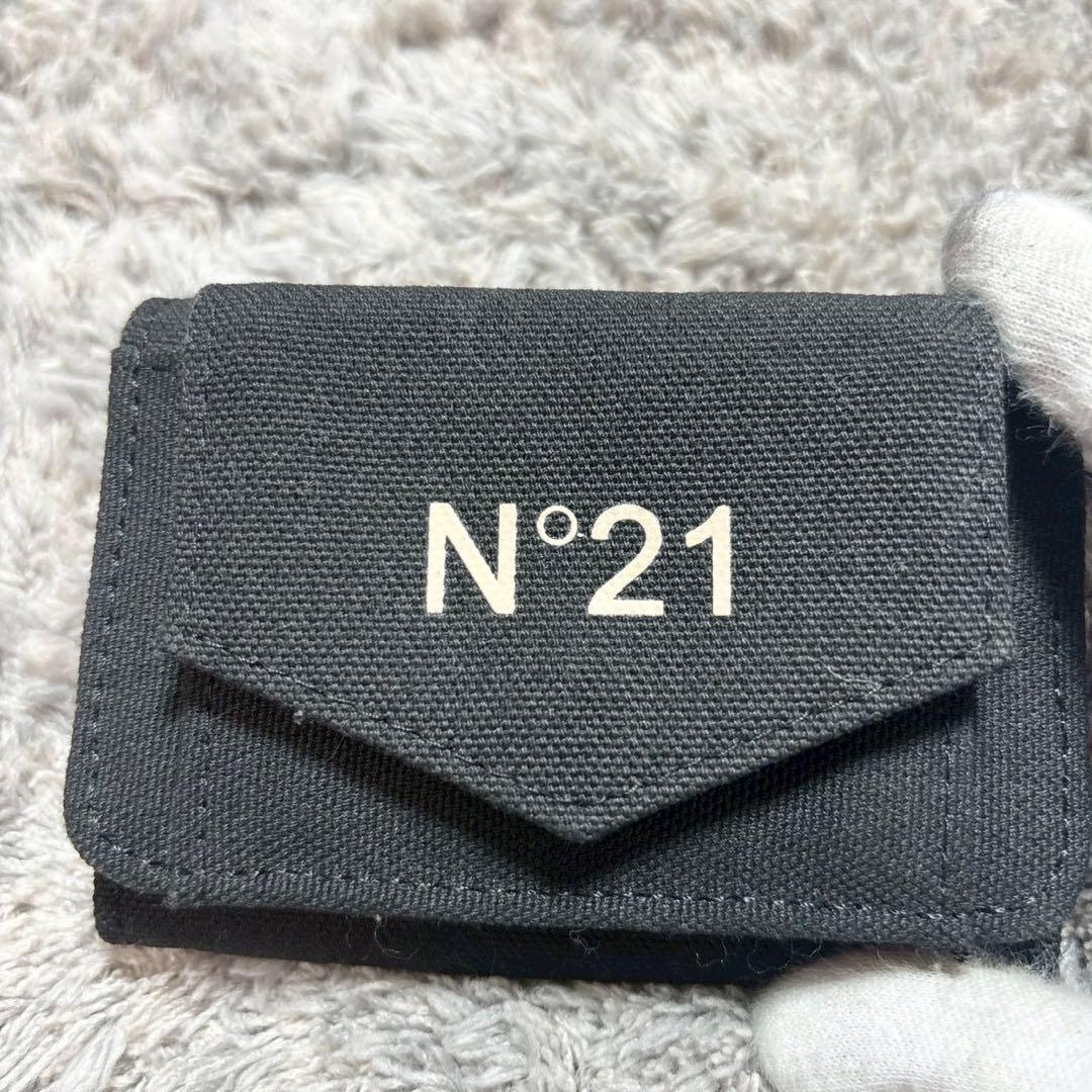 N°21 ヌメロヴェントゥーノ 三つ折り財布 コンパクトウォレット ブラック
