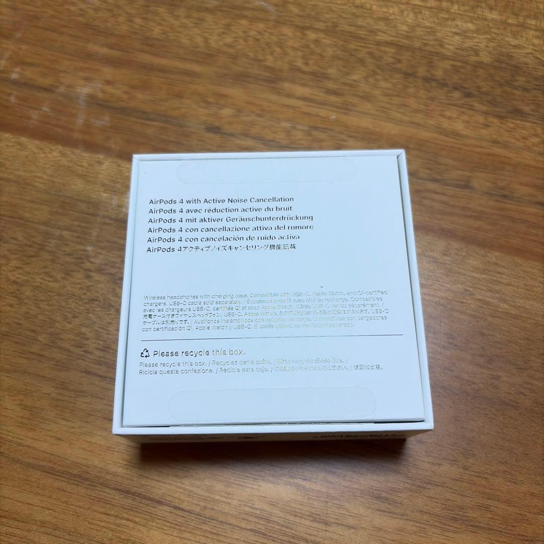 【中古】AirPods 4 アクティブノイズキャンセリング搭載モデル