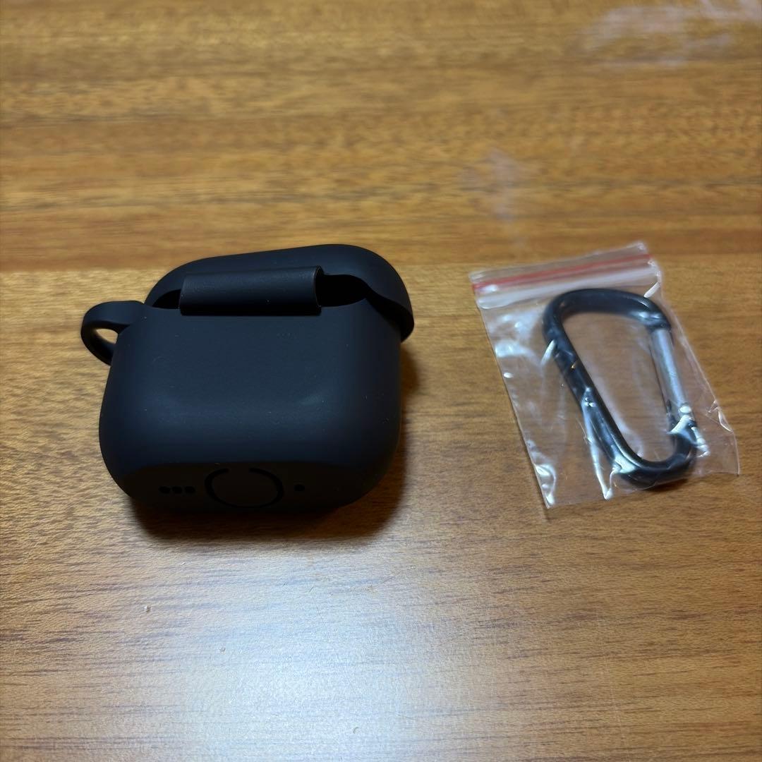 【中古】AirPods 4 アクティブノイズキャンセリング搭載モデル