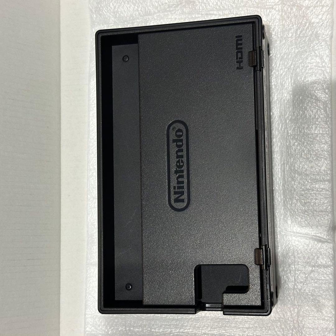 Nintendo Switch 本体 + Joy-Con セット