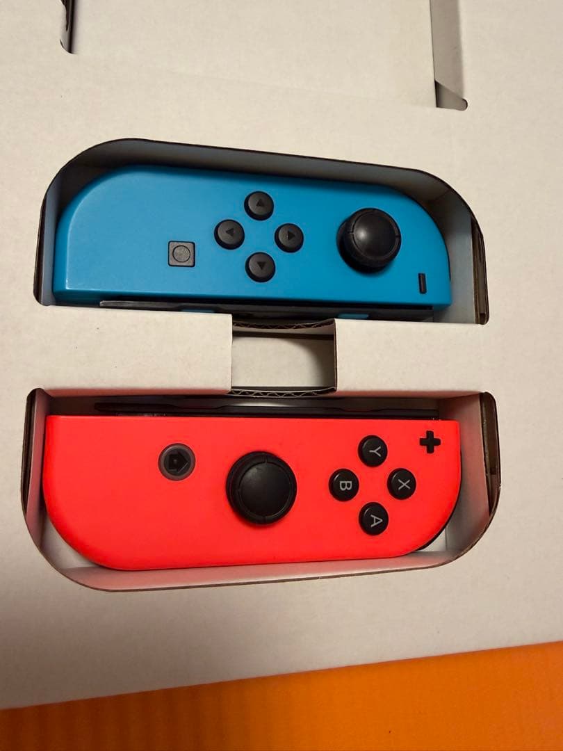 【Lil Azzer様】箱ありNintendo Switch 本体一式　美品