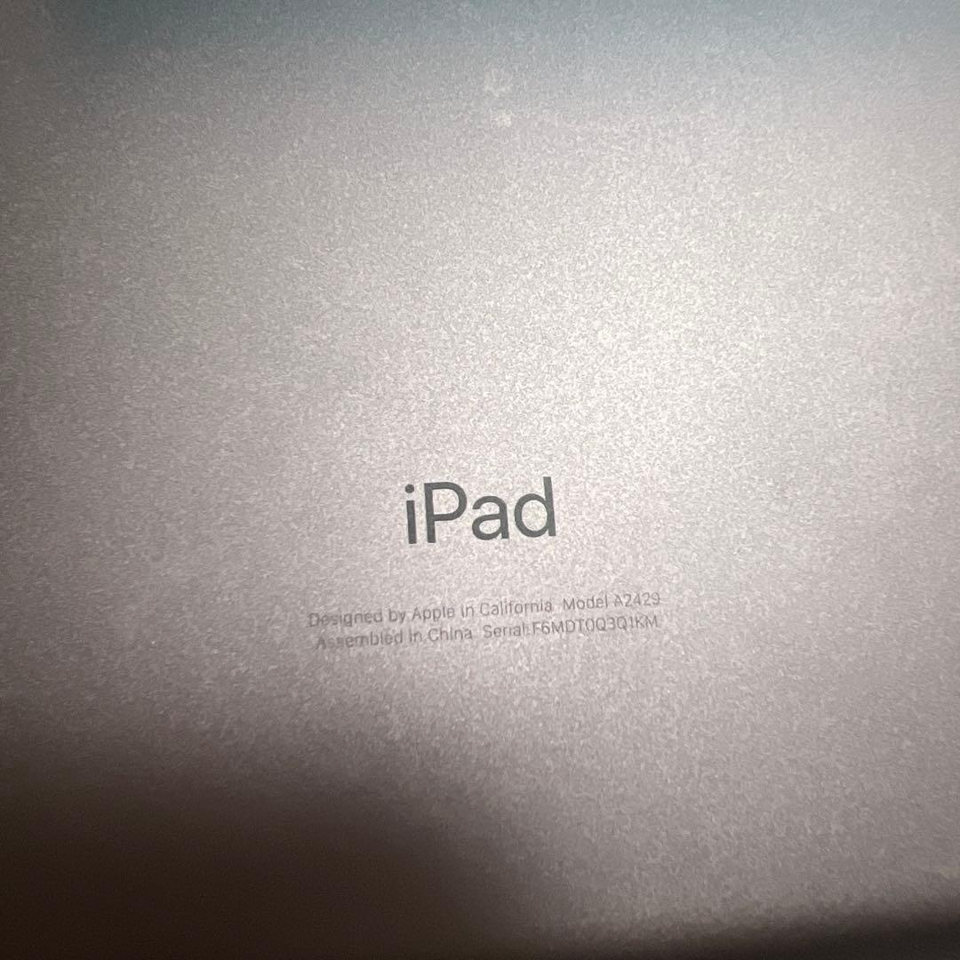 Apple iPad 第8世代 本体のみ 32GB