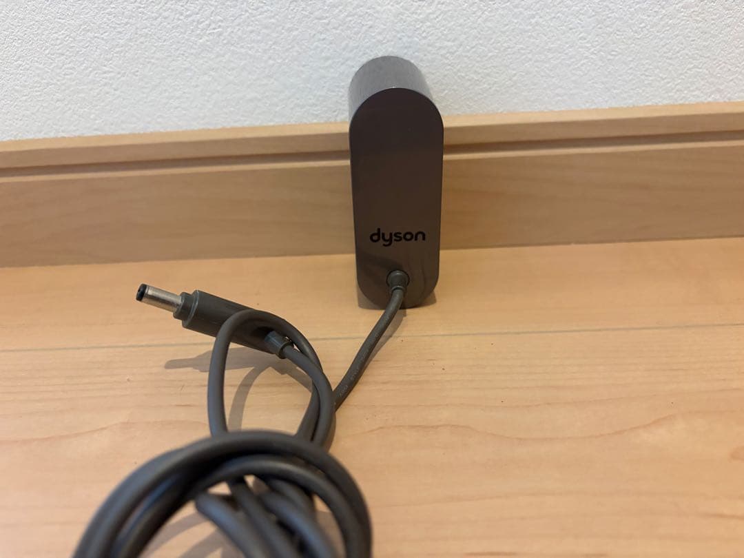Dyson V6 コードレス サイクロン掃除機 フルセット 動作確認済