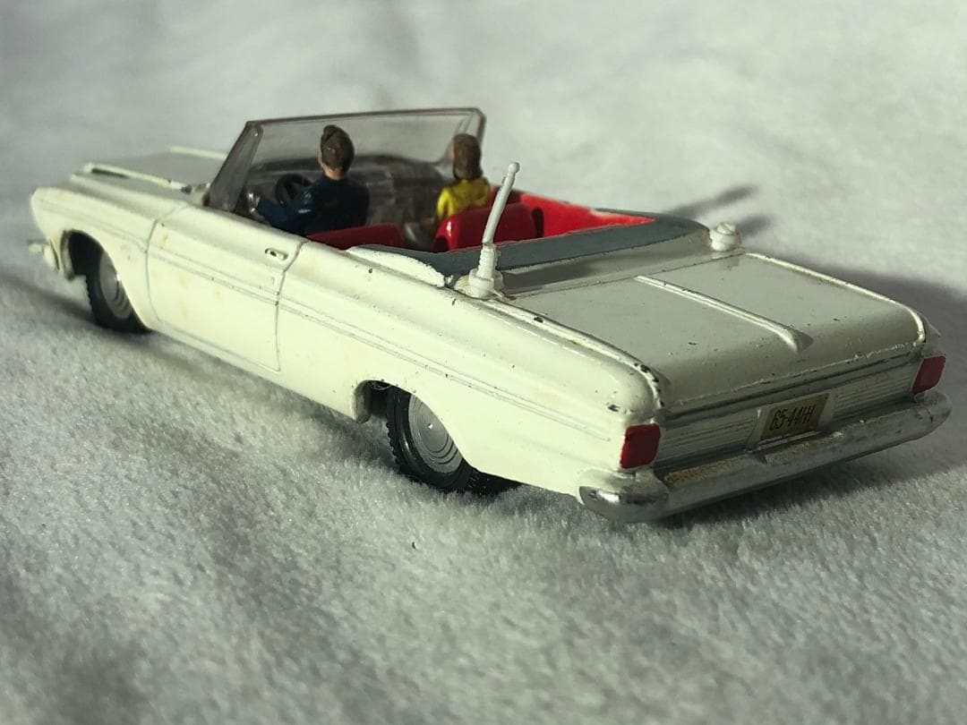 【当時物・箱付】DINKY 115 プリムス・フューリー スポーツ ・アンテナ付