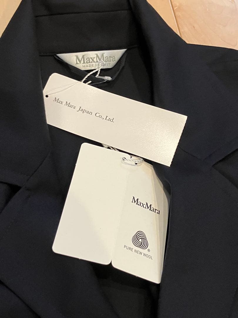 新品未使用　MaxMara ブラック　毛　スプリングコート　サイズ42