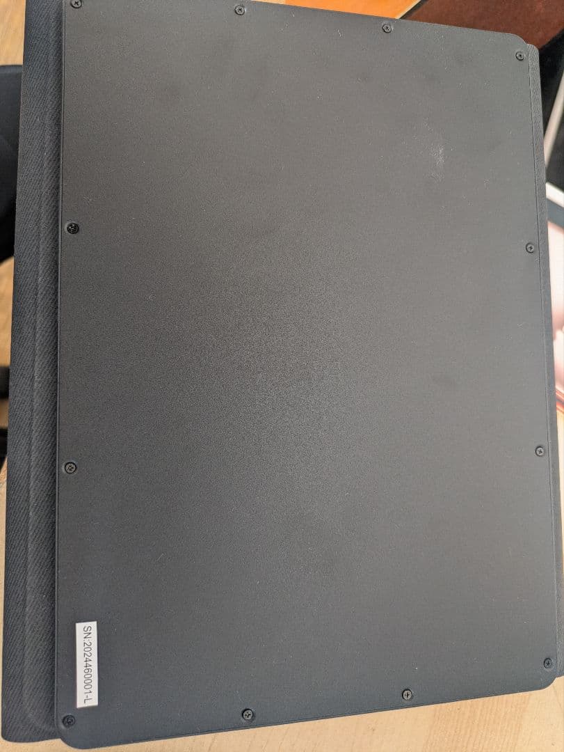 Tom　Pad Air11インチM3　カバーキーボード付き