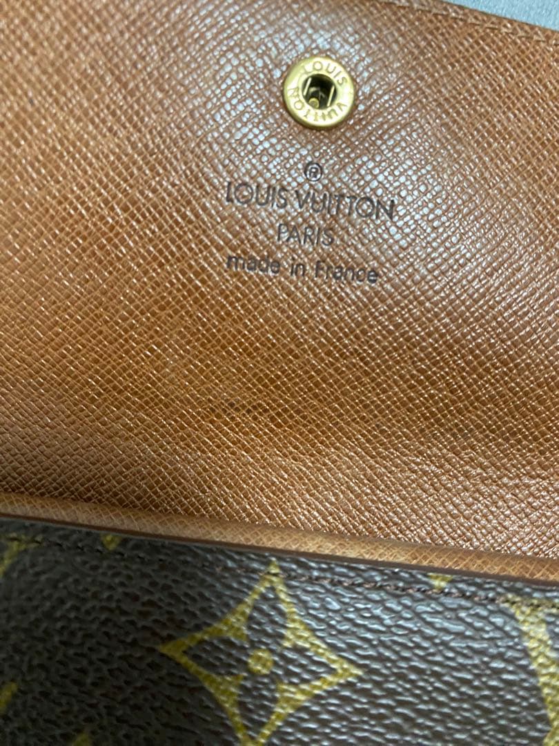Louis Vuitton ポルトトレゾール インターナショナル