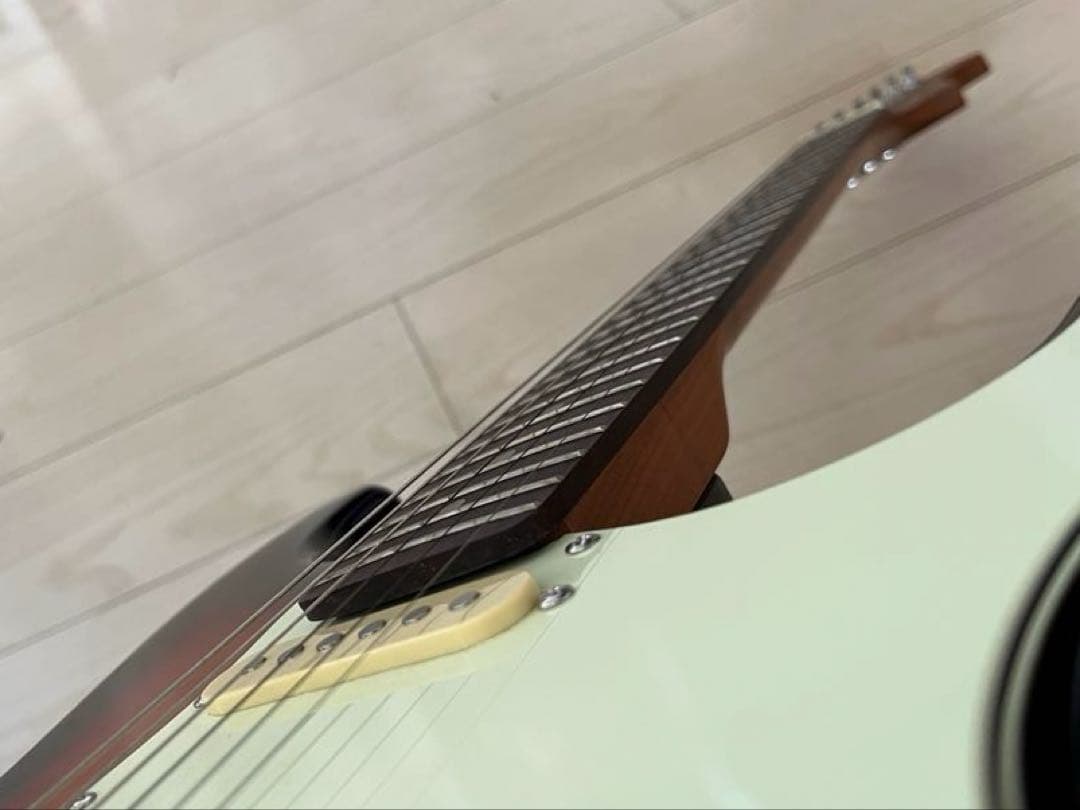 Bachus BST-2-RSM/R 3TSエレキギター サンバースト
