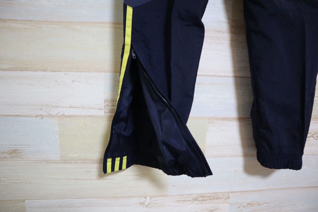 新品 Mサイズ　アディダス　オリジナルス　ユベントス　 トラックパンツ