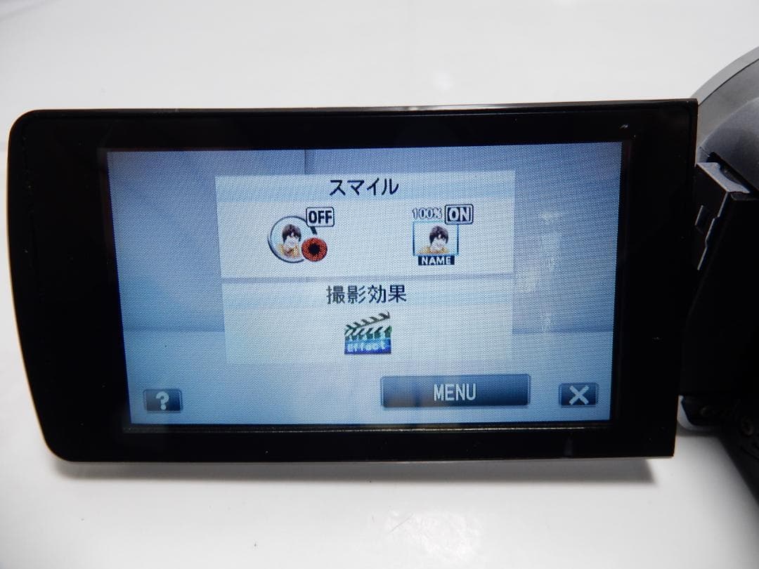 希少　動作品　大人気　JVCビクターエブリオ ビデオカメラ GZ-E220
