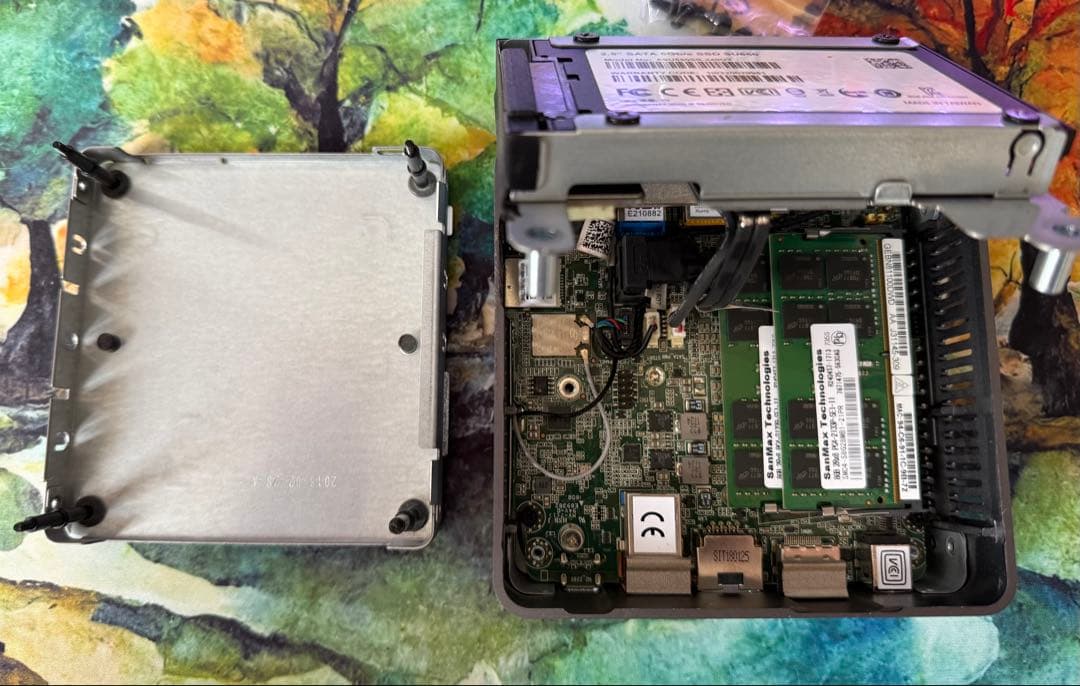 r*o様 Intel ミニPC NUC7i7BNH DDR4 RAM 16GB付