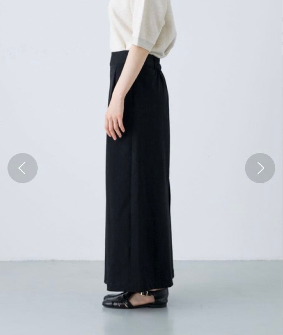 最終値下げ【美品】24SS ストレートカットスカート BLACK 日本製