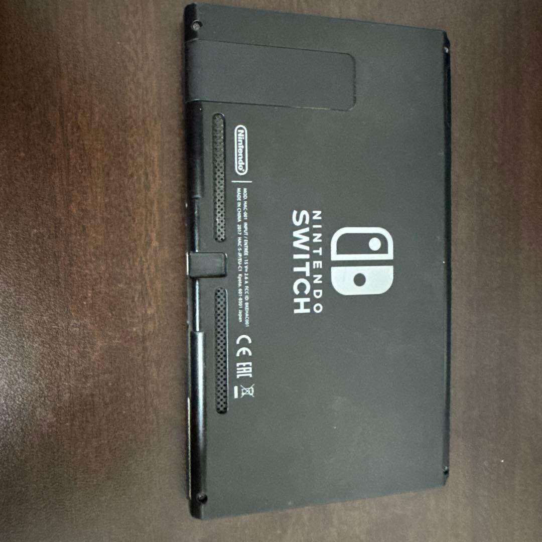 【初期化済】Nintendo switch 本体のみ