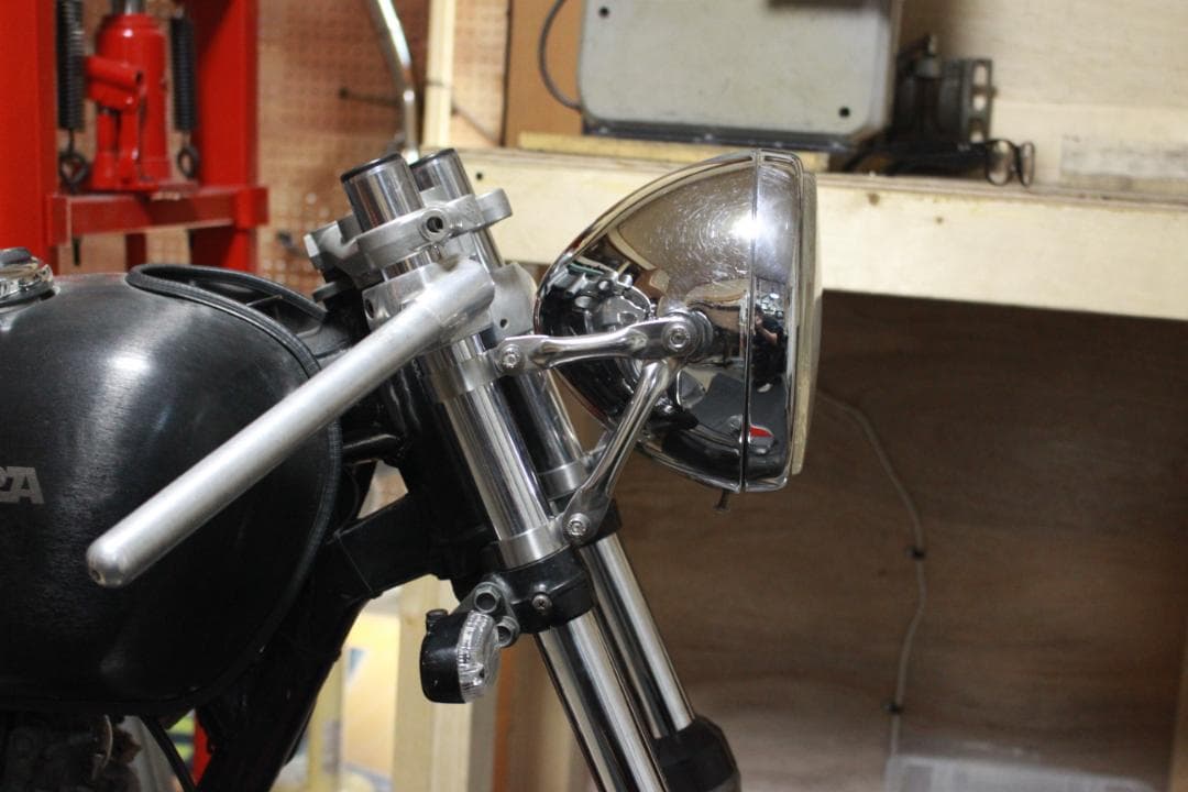 SR400 ショート パイプ ヘッドライトステー φ３５ステンレス