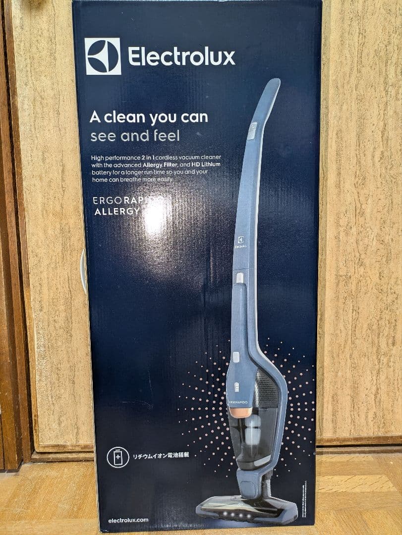 【新品未使用品】Electrolux スティッククリーナー ZB3513DB