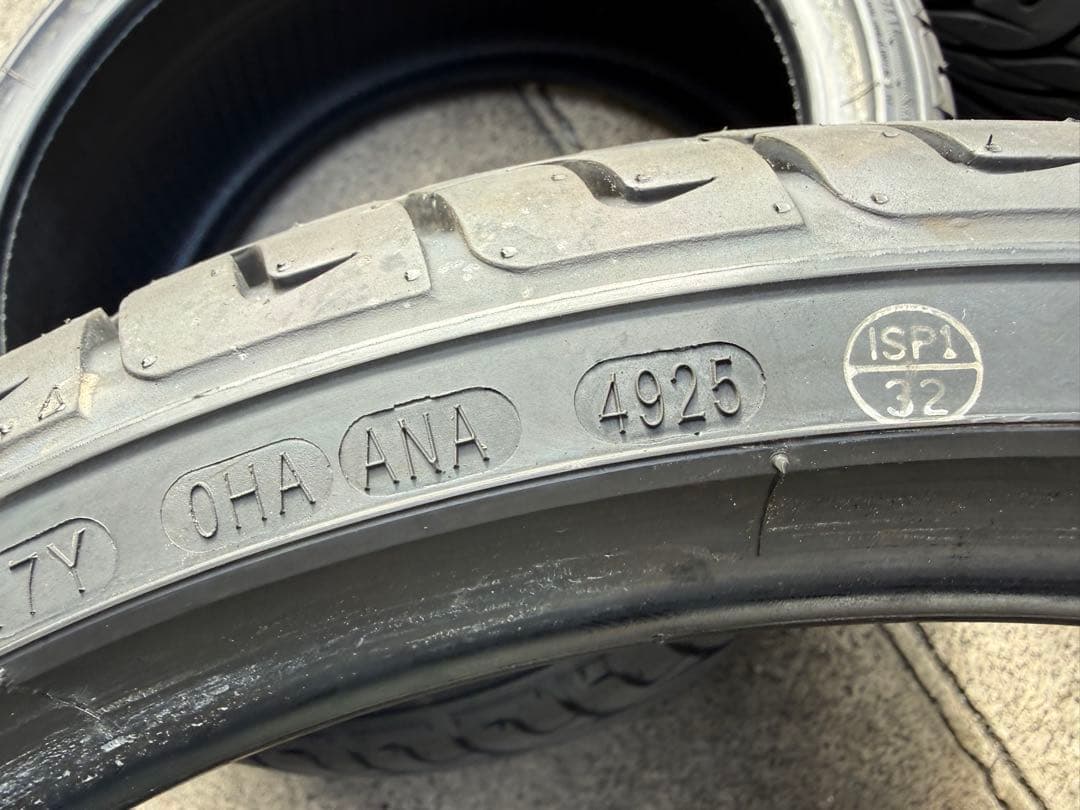 Kenda 215/35ZR18 84W タイヤ 4本セット