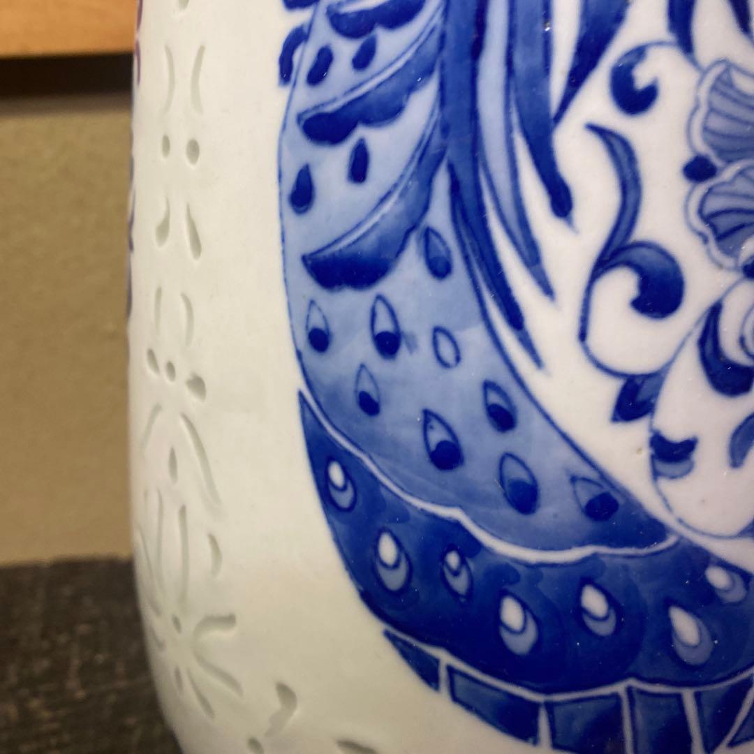 中国美術　蛍手染付花瓶　景徳鎮製