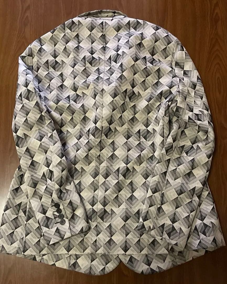 【すず】 エンポリオアルマーニ ジャケット