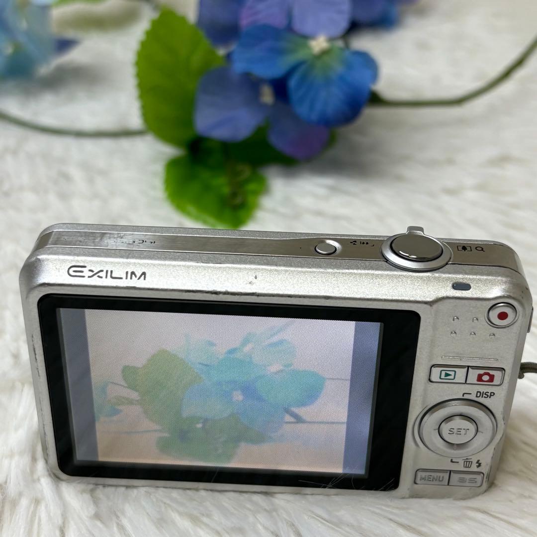CASIO カメラ　EX-Z20 バッテリー　充電器　シルバー　コンデジ　動作品