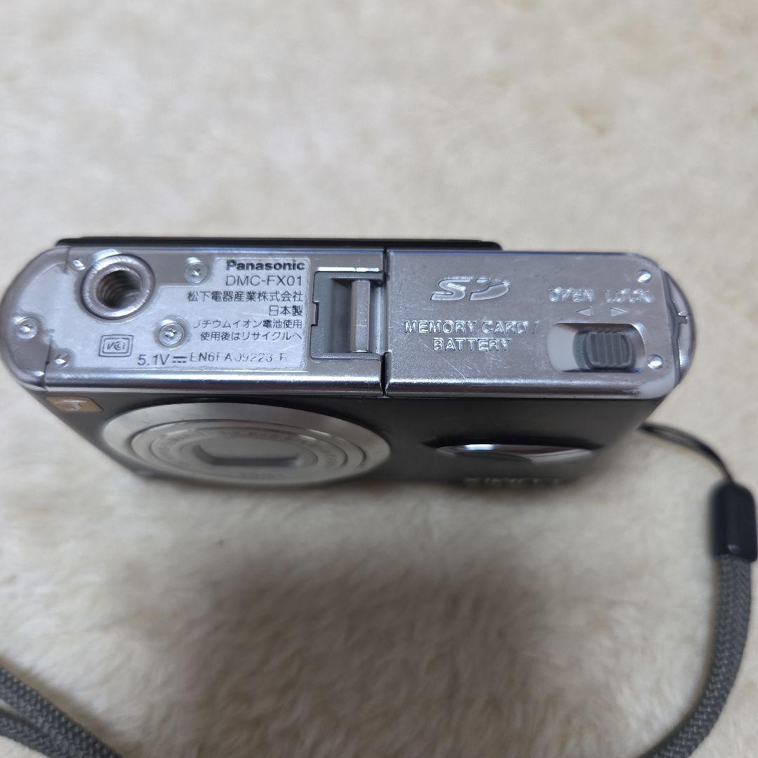 デジタルカメラ パナソニック LUMIX DMC-FX01 充電器 SDカード付