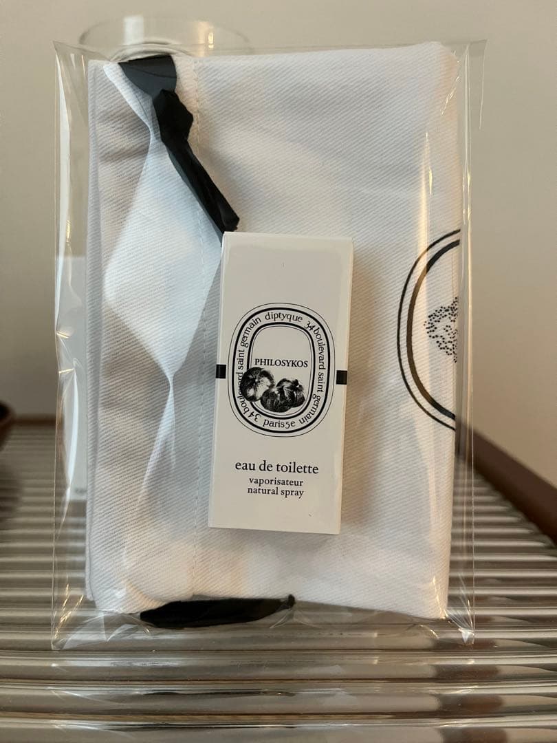 diptyque EAU DUELLE 香水　巾着袋＋サンプル付