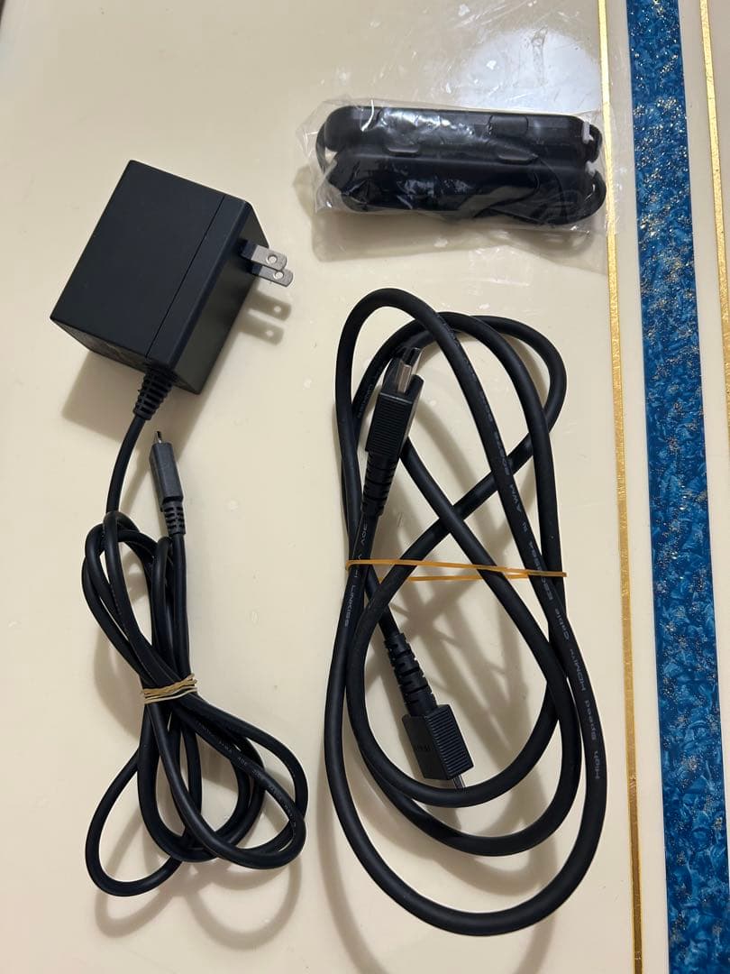 ★美品 NintendoSwitch ネオンブルー/ネオンレッド本体【数回使用】