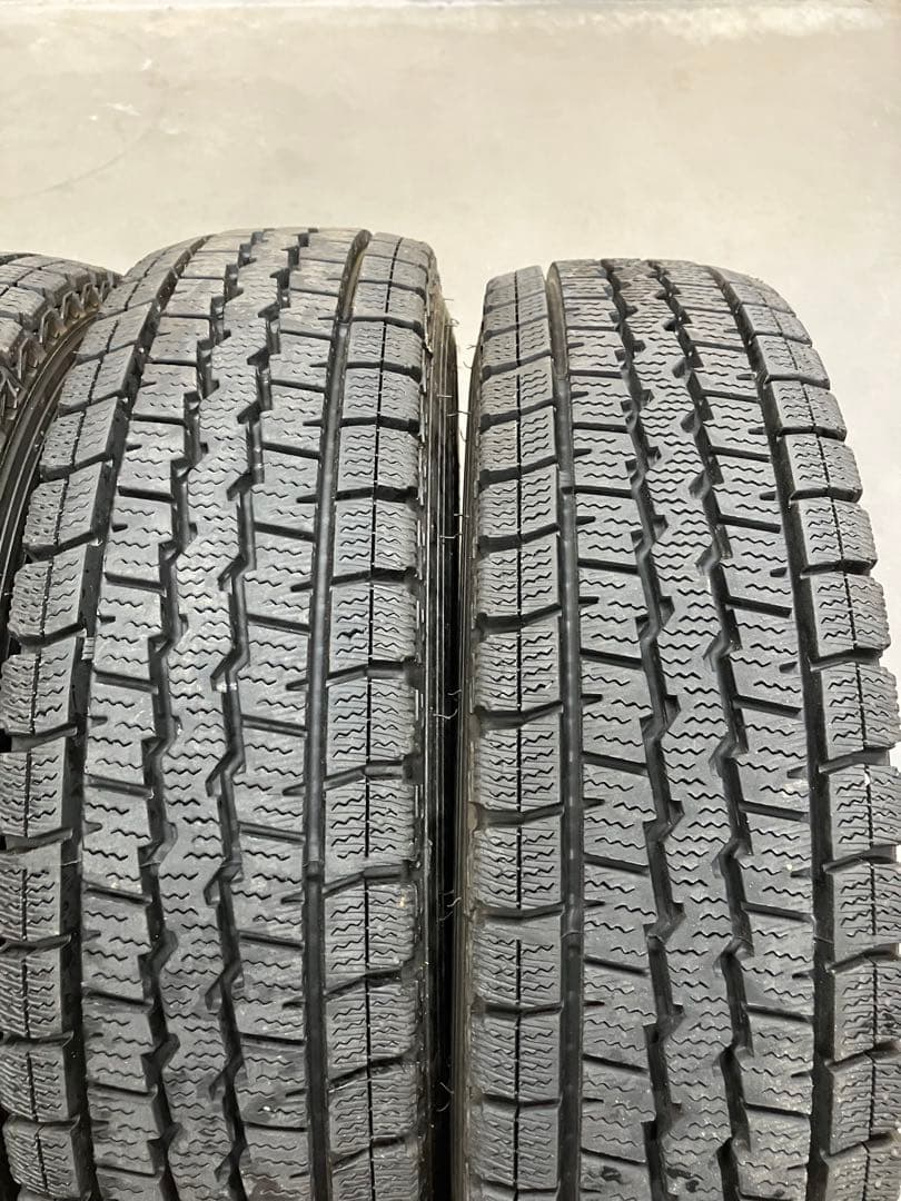 超バリ山 145R12 6PR ダンロップ SV01 スタッドレス 軽トラ軽バン