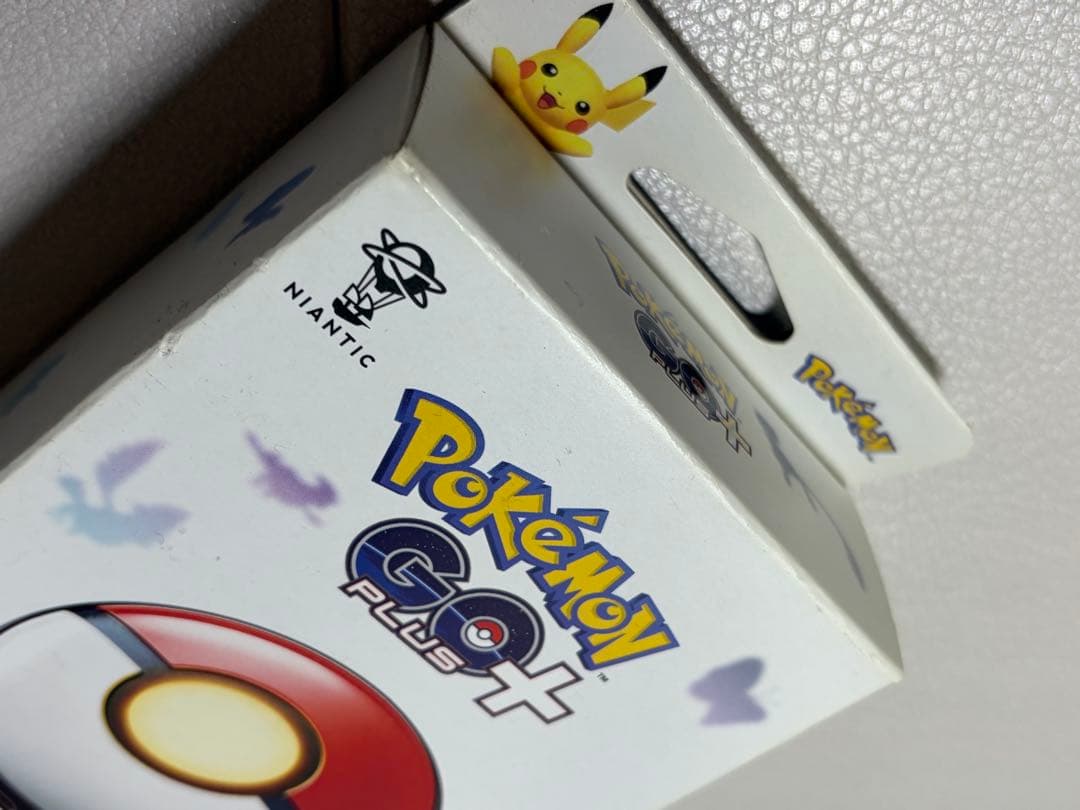 Pokemon GO Plus + 未使用、未開封 非売品のおまけ付き