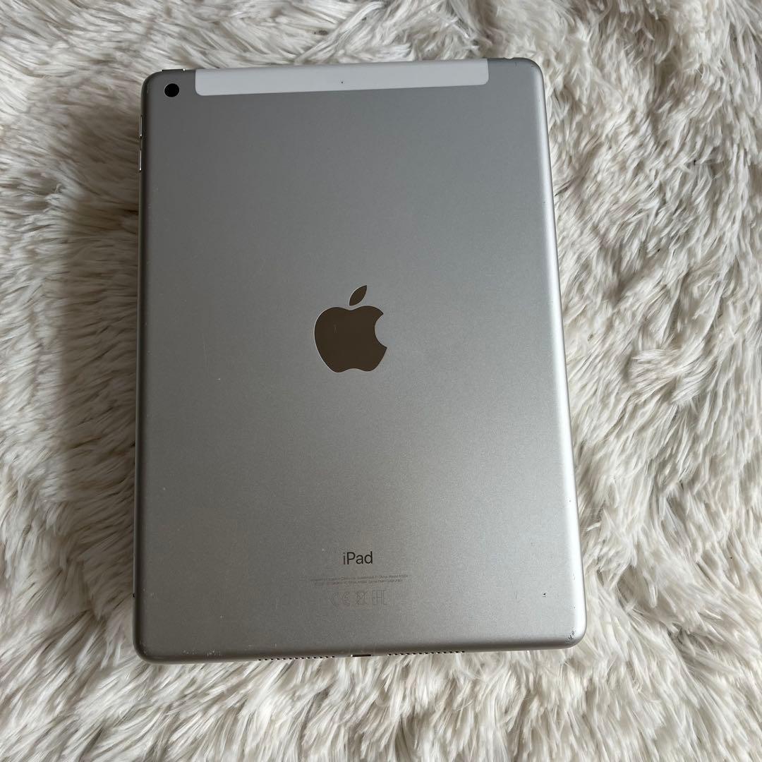 【早い者勝】iPad 第6世代 128GB SIMフリー 【すぐ発送】【付属品】