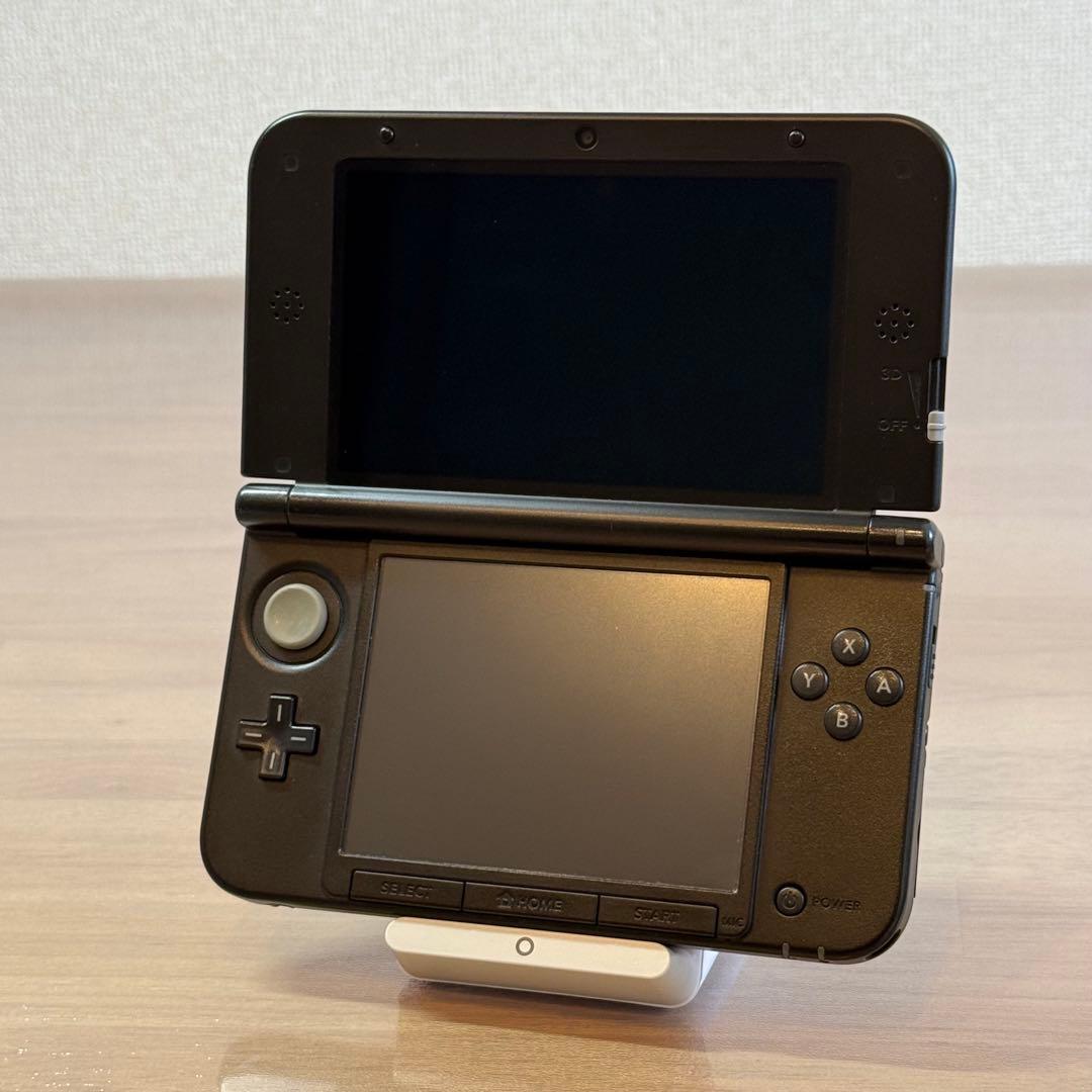 4-313 ニンテンドー3DS LL レッド×ブラック