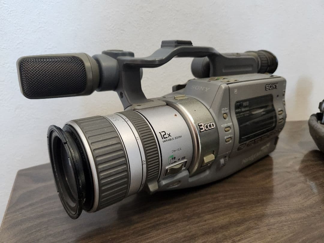 値下げ中Sony DCR-VX2000CCD-VX1HDR-HC3ビデオカメラ