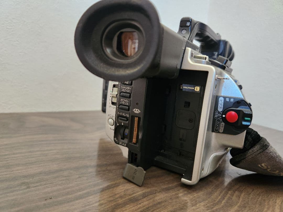 値下げ中Sony DCR-VX2000CCD-VX1HDR-HC3ビデオカメラ