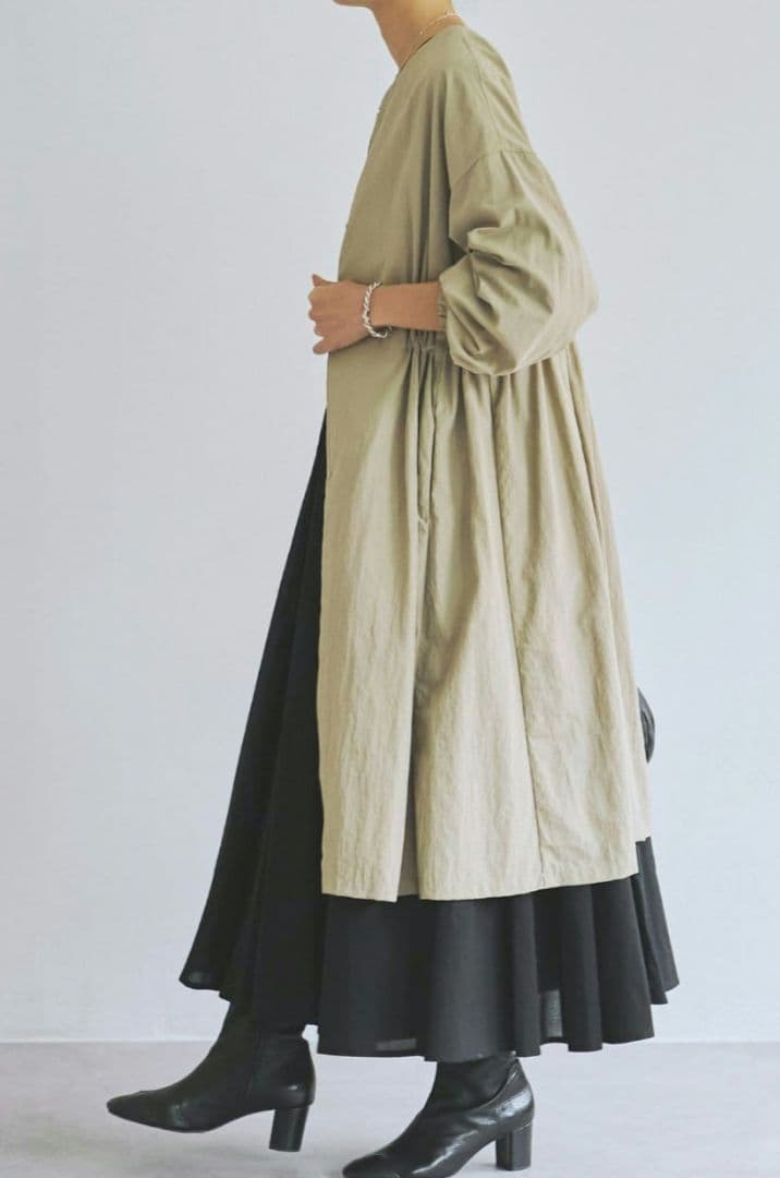 なっぷる～BEARDSLEYバルーン袖フレアーコート　beige