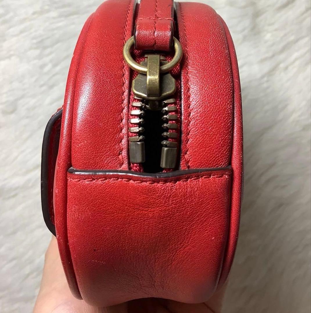 GUCCI ウエストポーチ　ボディバッグ　GGマーモント　レッド