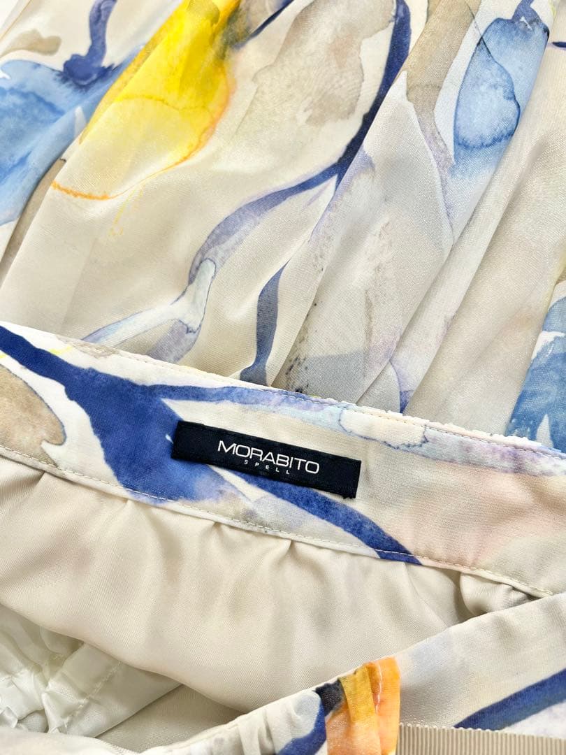 新品　モラビト　花柄フレアロングスカート