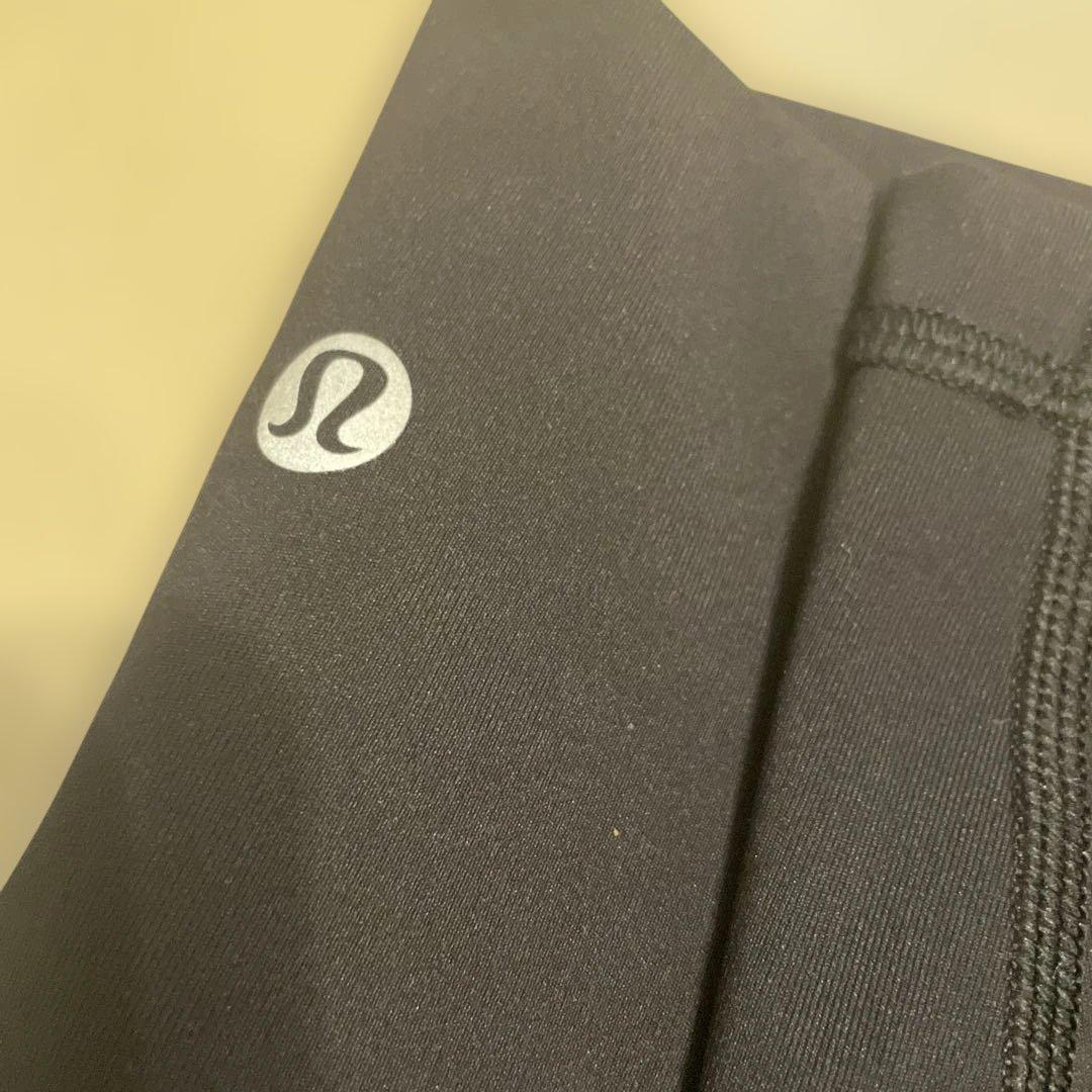ルルレモン Wunder Train タイツ ブラック sサイズです。