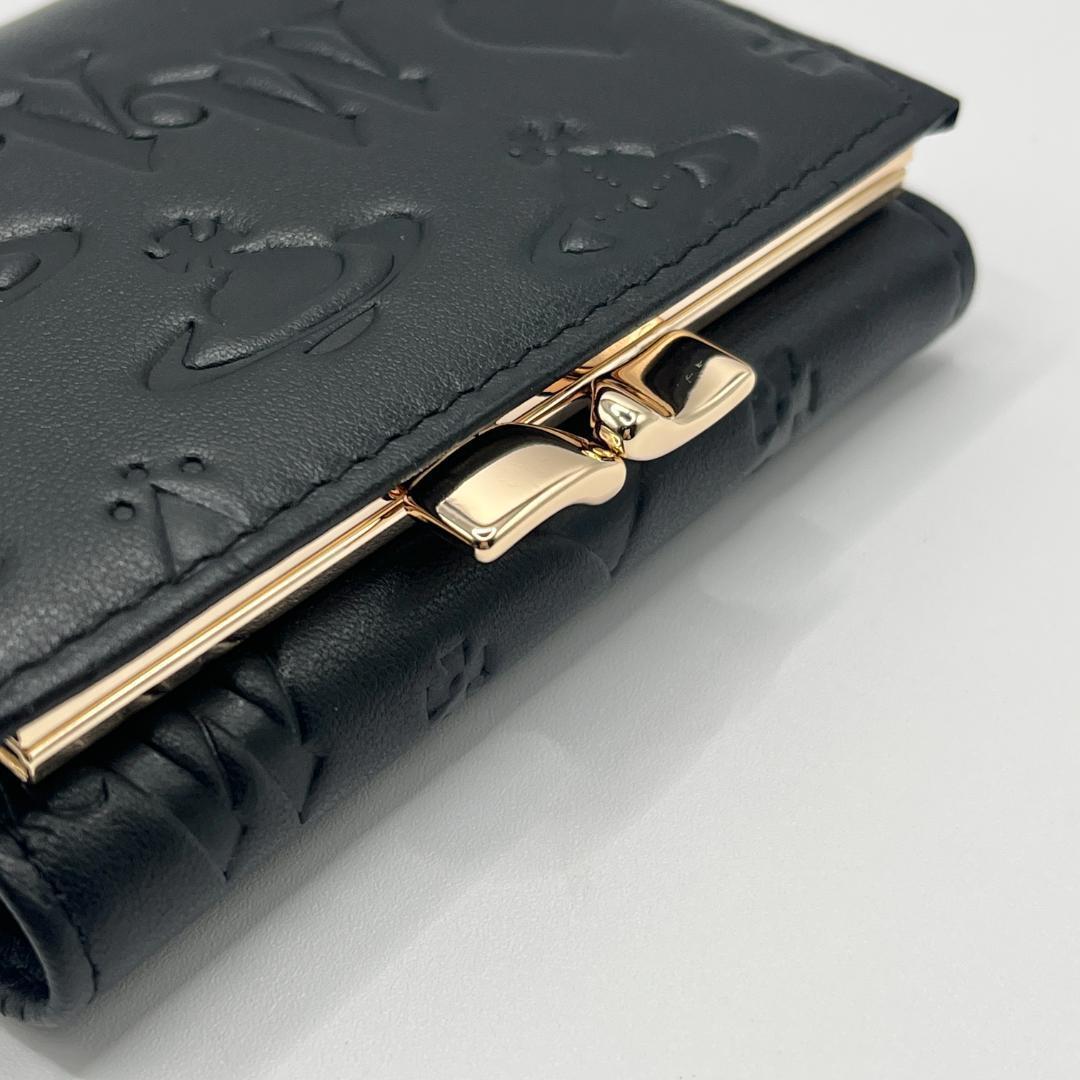Vivienne Westwood がま口 定番マット 折財布 黒 型押し 金
