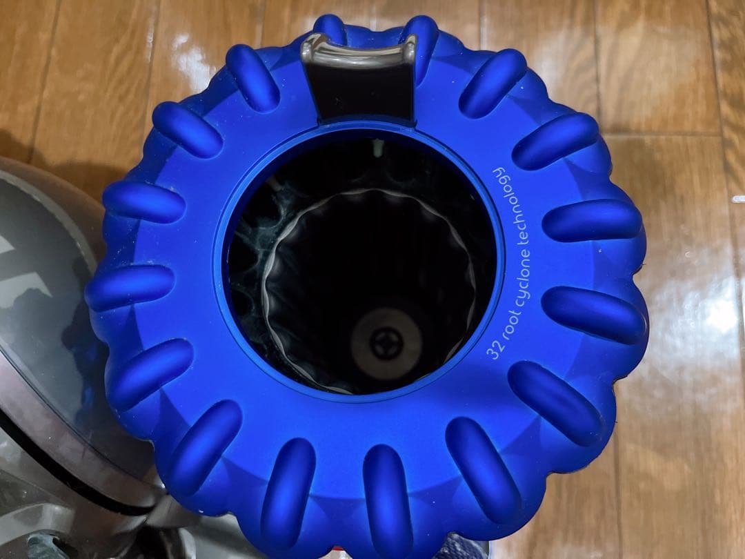 【日曜までセール中】ダイソン　キャニスター掃除機 タービンヘッド　DC46