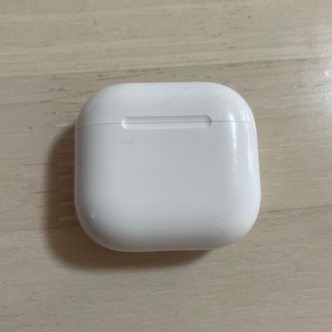 イヤホン Apple AirPods 4