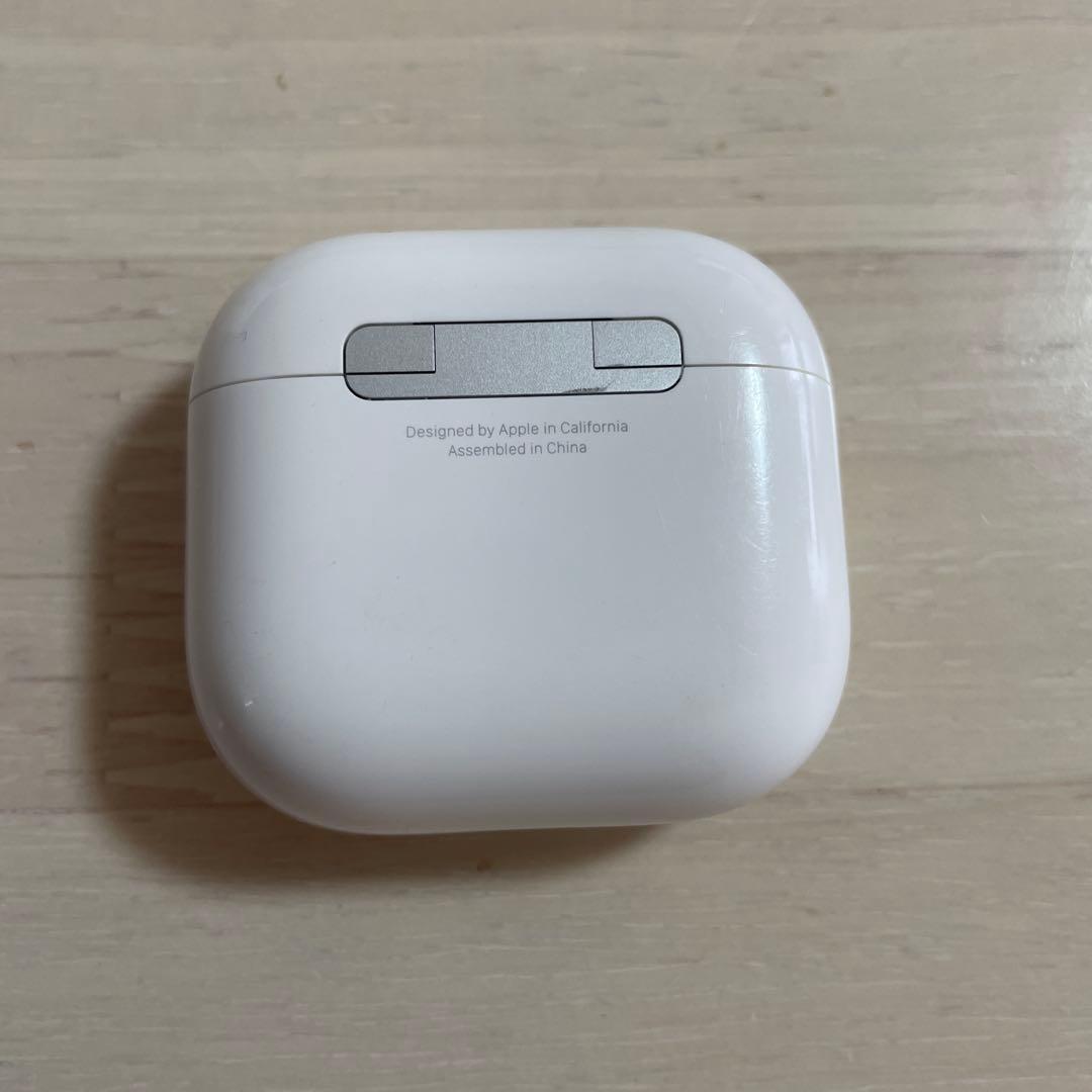イヤホン Apple AirPods 4