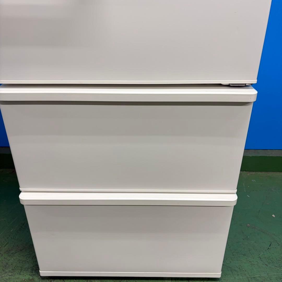 823 AQUA 一人暮らし　同棲向け　冷蔵庫　極美品　3ドア　お値引き可！！