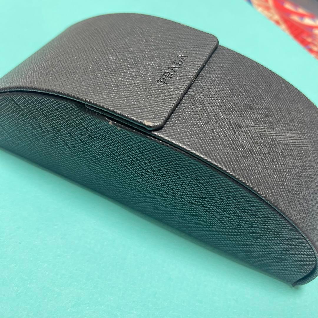 【PRADA】新品　サングラス