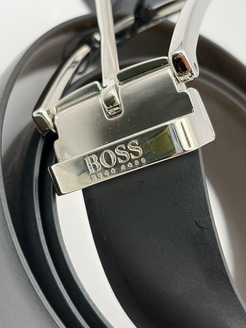 HUGO BOSS レザーベルト　ブラック