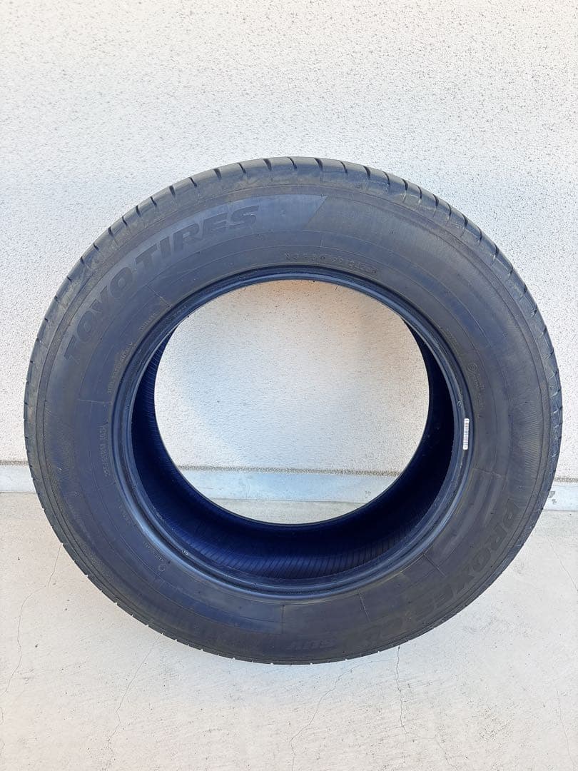 ②【送料込み】TOYO TIRES 225/65R17 24年製　夏タイヤ