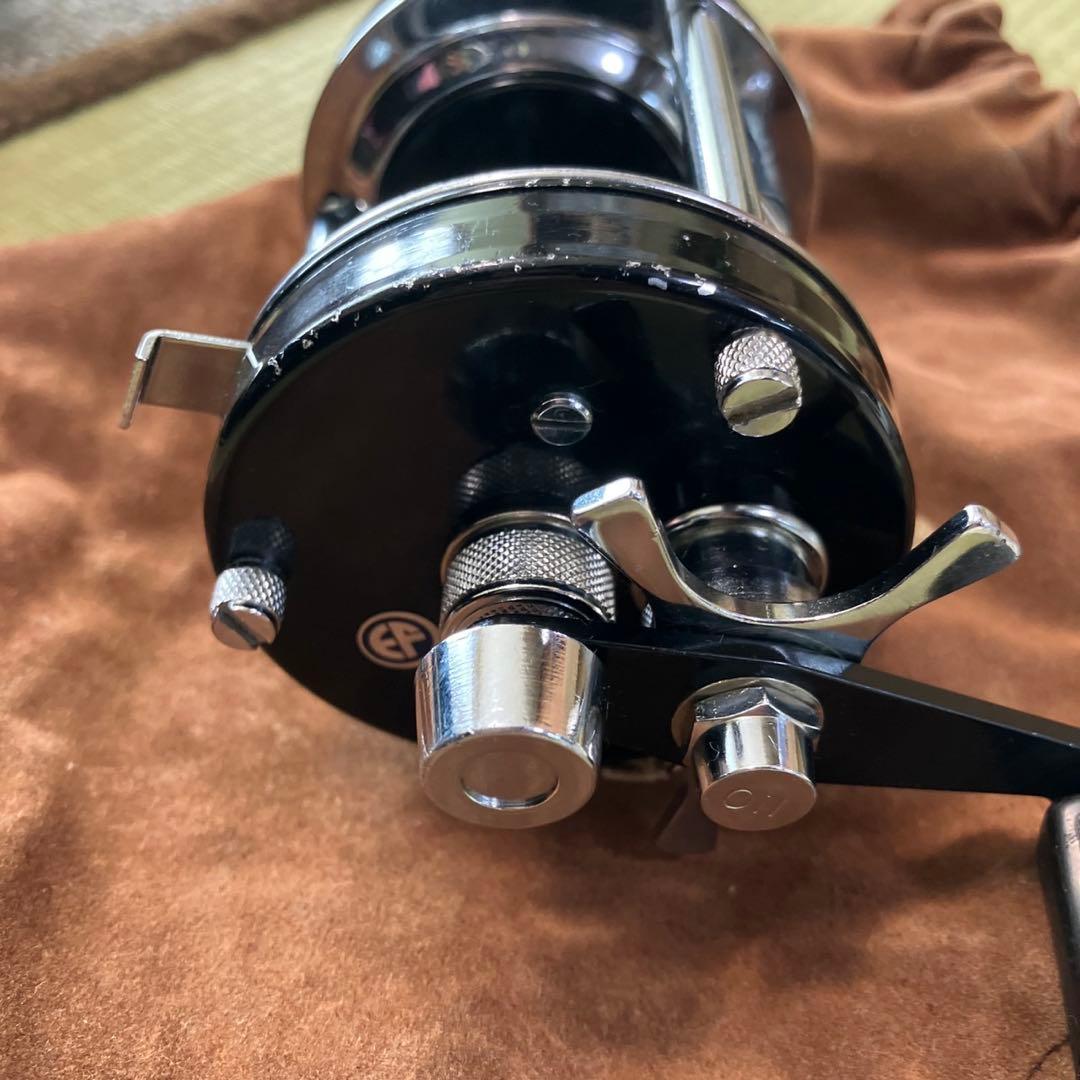 ヒ*ロ様 ABU Ambassadeur 6000c ベイトリール