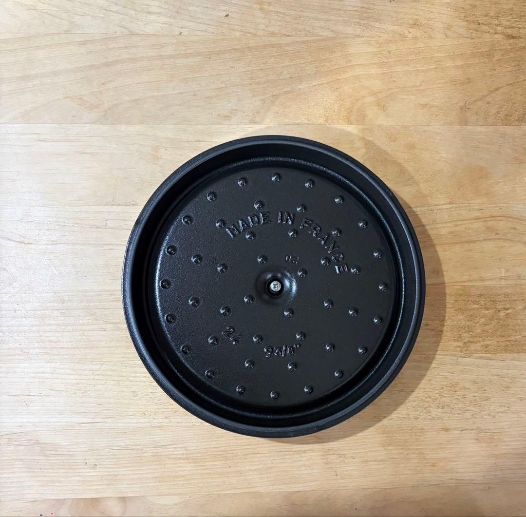 STAUB ストウブ ホーロー鍋 ピコ・ココット ラウンド 24cm ブラック