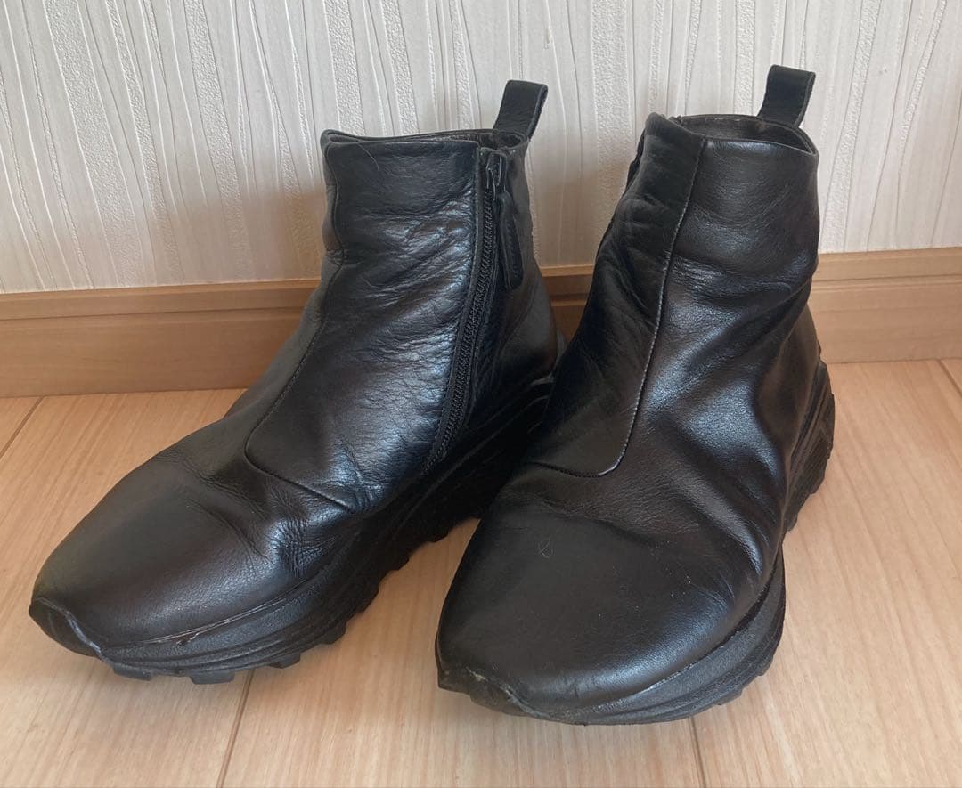 SAYA ブラック レザー スニーカー