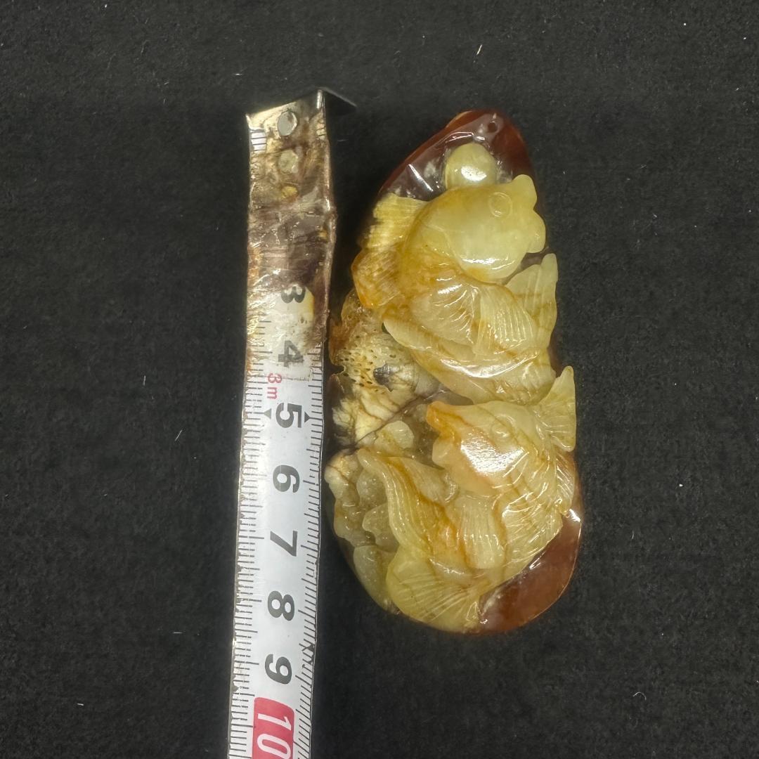 超美品　翡翠　ペンダント　魚細密彫　置物