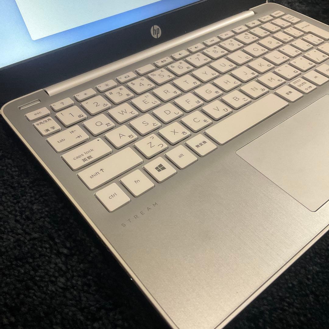 HP ノートPC ホワイト Intel搭載